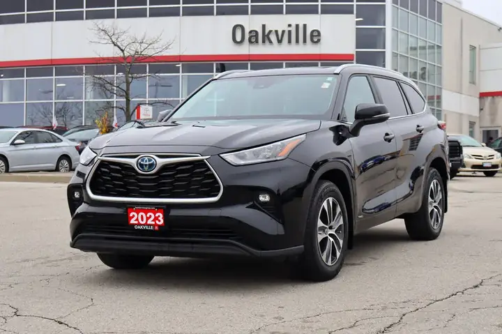 Oakville Toyota: Tổng Quan Về Đại Lý, Dịch Vụ Và Lựa Chọn Xe Mới Tại Oakville