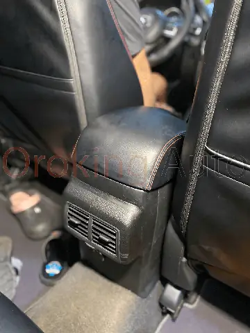 Ốp Chống Trầy Hốc Gió Hàng Ghế 2 Mazda: Giải Pháp Bảo Vệ Tinh Tế Cho Nội Thất Xe