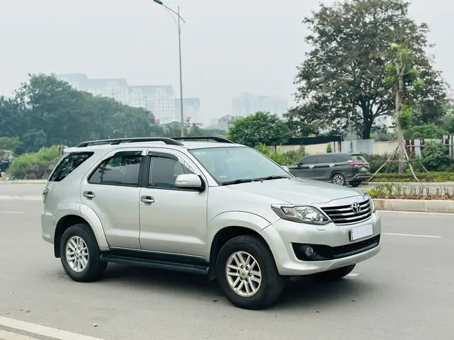 Oto Toyota Fortuner: Tổng Quan Chi Tiết Về Mẫu Suv Mạnh Mẽ Và Đa Dụng Oto Toyota Fortuner: Tổng Quan Chi Tiết Về Mẫu Suv Mạnh Mẽ Và Đa Dụng