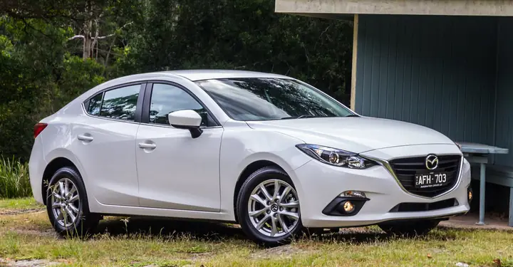 Mazda 3 2026: Đánh Giá Chi Tiết, Thông Số Kỹ Thuật Và Kinh Nghiệm "tự Chăm Sóc"