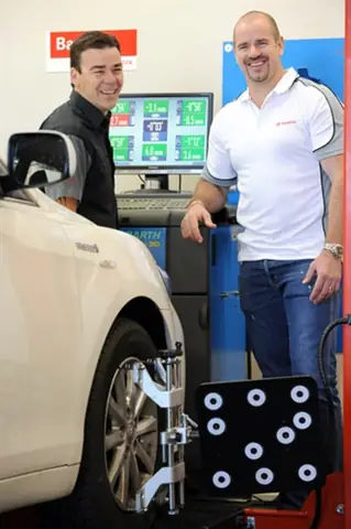 Peter Kittle Và Những Đóng Góp Của Ông Cho Toyota Peter Kittle Và Những Đóng Góp Của Ông Cho Toyota
