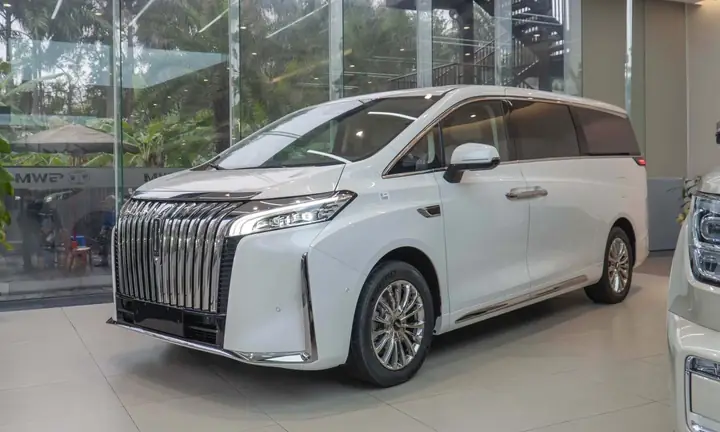 Phev Toyota: Tất Cả Những Gì Bạn Cần Biết Về Xe Hybrid Cắm Sạc Của Toyota