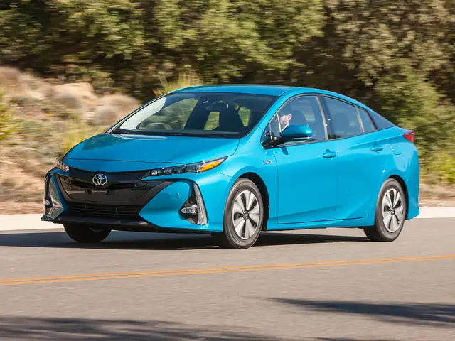 Prius Toyota 2018 – Đánh Giá Toàn Diện, Những Điểm Nổi Bật Và Lời Khuyên Khi Mua Xe Prius Toyota 2018 – Đánh Giá Toàn Diện, Những Điểm Nổi Bật Và Lời Khuyên Khi Mua Xe