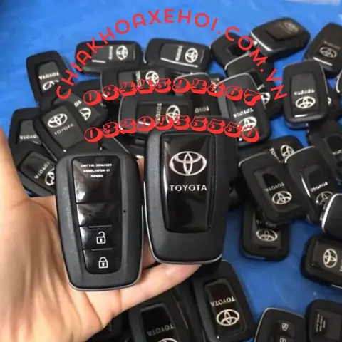 Hướng Dẫn Sử Dụng Remote Toyota: Cách Bật, Lập Trình Và Bảo Trì