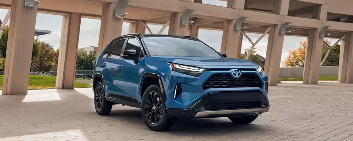 Reno Toyota Là Gì? Tổng Quan Chi Tiết Về Mẫu Xe Đa Dụng Của Toyota