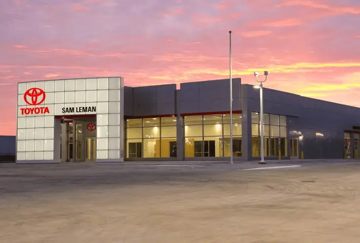 Sam Leman Và Toyota: Hành Trình Đam Mê, Thành Công Và Tầm Ảnh Hưởng Trong Ngành Ô Tô Việt Nam Sam Leman Và Toyota: Hành Trình Đam Mê, Thành Công Và Tầm Ảnh Hưởng Trong Ngành Ô Tô Việt Nam
