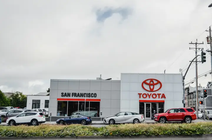 San Francisco Toyota: Khám Phá Địa Điểm Mua Xe Độc Đáo Giữa Thành Phố Cầu Vồng San Francisco Toyota: Khám Phá Địa Điểm Mua Xe Độc Đáo Giữa Thành Phố Cầu Vồng