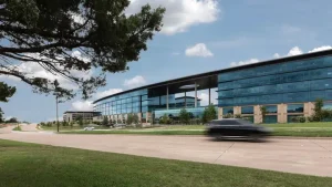 Sân Toyota Texas: Điểm Đến Hoàn Hảo Cho Người Yêu Xe Hơi Và Trải Nghiệm Độc Đáo