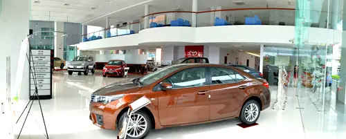 Showroom Toyota Tp.hcm: Địa Chỉ, Dịch Vụ Và Trải Nghiệm Mua Xe