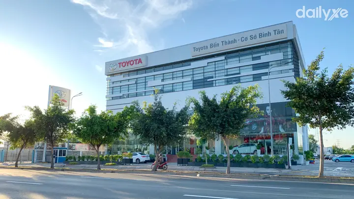 Showroom Toyota Tp.hcm: Địa Chỉ, Dịch Vụ Và Trải Nghiệm Mua Xe