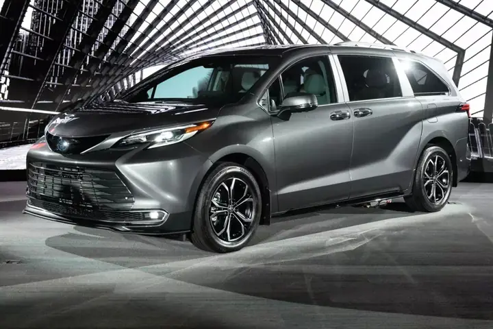 Siena Toyota Là Gì? Tất Cả Thông Tin Cần Biết