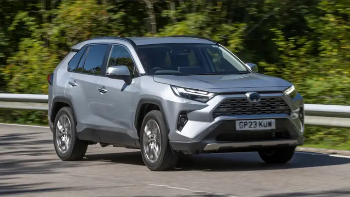Silver Toyota Rav4 – Tổng Quan Chi Tiết Về Phiên Bản Màu Bạc