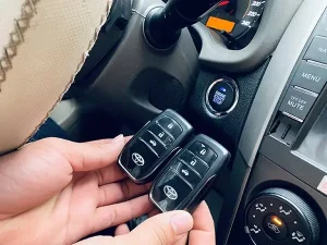 Smartkey Toyota Vios – Tất Cả Những Gì Bạn Cần Biết Về Chìa Khóa Thông Minh Cho Xe Toyota Vios