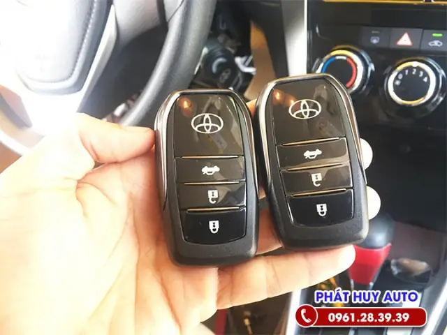 Smartkey Toyota Vios – Tất Cả Những Gì Bạn Cần Biết Về Chìa Khóa Thông Minh Cho Xe Toyota Vios