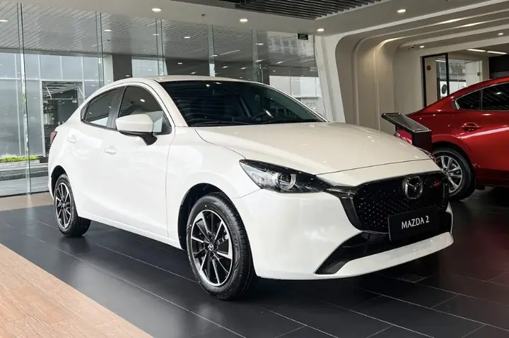 So Sánh Độ Ồn Mazda 2 Và Vios: Lựa Chọn Nào Êm Ái Hơn Cho Người Việt?