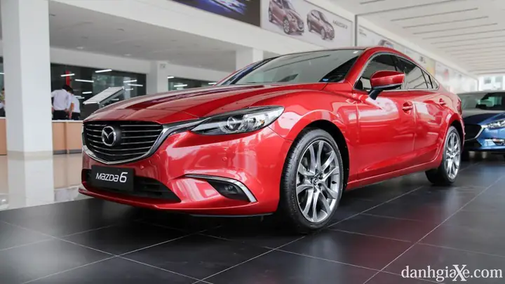 Mazda 6 2018 Và Camry 2018: Cuộc Đọ Sức Giữa Hai Huyền Thoại Phân Khúc Sedan