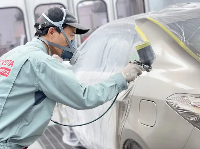 Sơn Toyota Là Gì? Tìm Hiểu Toàn Diện Về Loại Sơn Ô Tô Uy Tín Và Cách Lựa Chọn