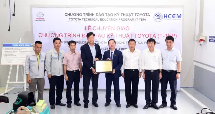 T Ép Toyota – Hướng Dẫn Toàn Diện Về Các Loại T Ép, Chức Năng Và Cách Lựa Chọn T Ép Toyota – Hướng Dẫn Toàn Diện Về Các Loại T Ép, Chức Năng Và Cách Lựa Chọn