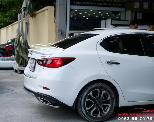 Tác Dụng Của Đuôi Gió Mazda 2 Otofun: Nâng Tầm Thẩm Mỹ Và Tối Ưu Khí Động Học