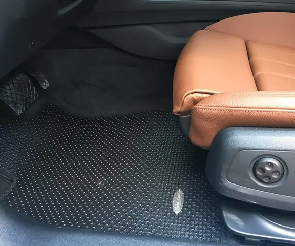 Thảm Lót Sàn Back Liners Cho Xe Mazda 2: Nâng Tầm Không Gian Nội Thất Và Bảo Vệ Xe Toàn Diện
