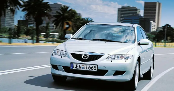 Thông Số Kỹ Thuật Mazda 6 2004: Chi Tiết Toàn Diện Cho Người Dùng