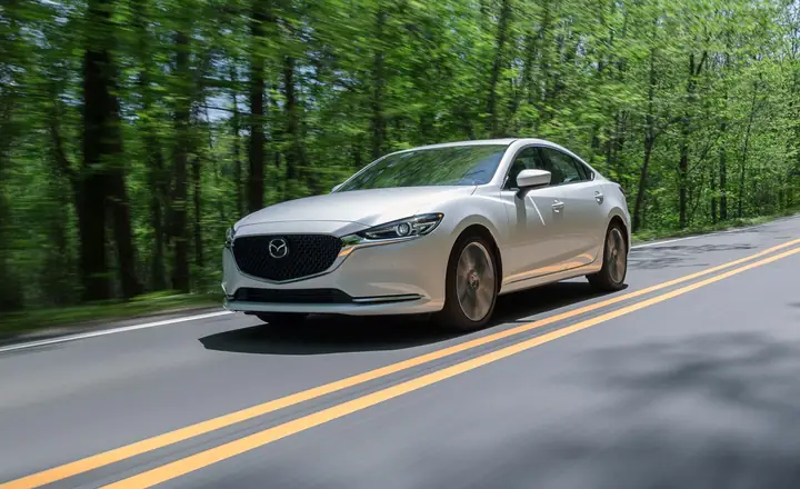 Thuê Xe Tự Lái Cần Thơ: Mazda 6 – Lựa Chọn Sang Trọng Cho Mọi Hành Trình