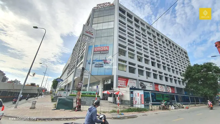 Tòa Nhà Toyota: Tổng Quan Về Kiến Trúc, Công Năng Và Tầm Ảnh Hưởng