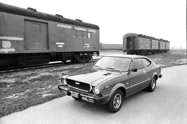 Toyota 1975: Lịch Sử, Mẫu Xe Nổi Bật Và Di Sản Của Thương Hiệu
