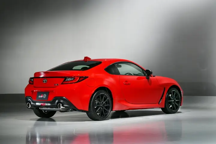 Toyota 2 Cửa: Các Mẫu Xe, Ưu Nhược Điểm Và Lựa Chọn Phù Hợp Toyota 2 Cửa: Các Mẫu Xe, Ưu Nhược Điểm Và Lựa Chọn Phù Hợp