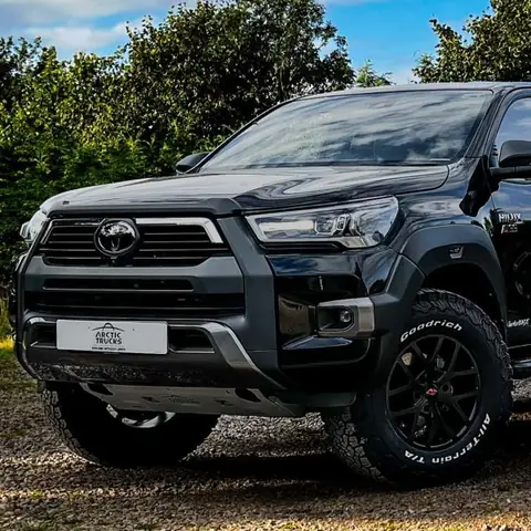 Toyota 33 Là Gì? Giải Thích Chi Tiết Về Mẫu Xe Và Lịch Sử
