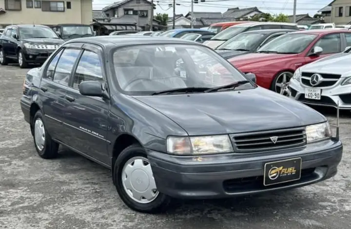 Toyota 33 Là Gì? Giải Thích Chi Tiết Về Mẫu Xe Và Lịch Sử