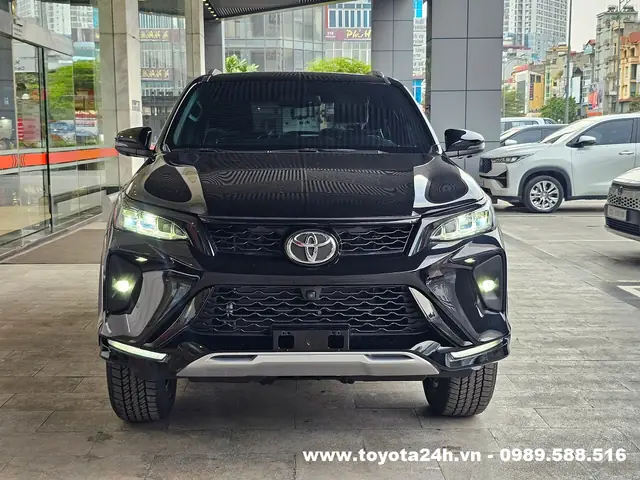 Toyota 4x4: Tổng Quan Về Dòng Xe Đa Địa Hình Của Toyota Và Những Điểm Cần Biết