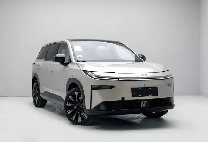 Toyota 610 Là Gì? Tìm Hiểu Chi Tiết Về Mẫu Xe Đa Năng