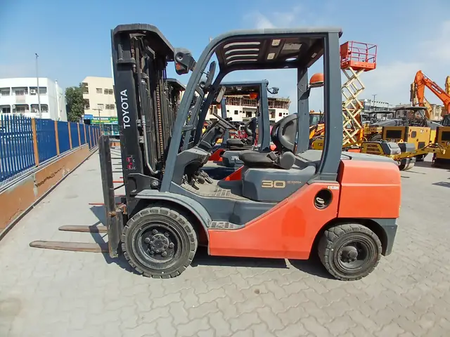 Toyota 62 8fd30 Là Gì? Tìm Hiểu Chi Tiết Về Mã Linh Kiện