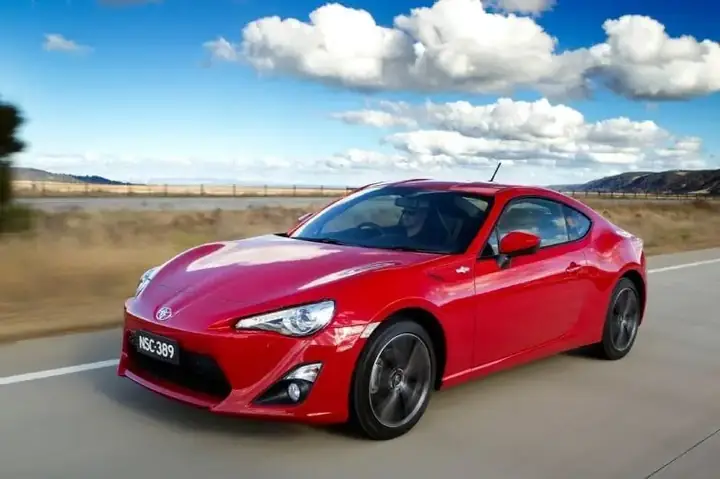 Toyota 86 – Tổng Quan Và Tất Cả Những Điều Bạn Cần Biết Về Mẫu Thể Thao Huyền Thoại