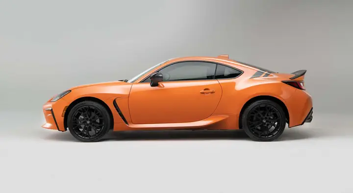 Toyota 86 Giá Niêm Yết 2024: Đánh Giá Toàn Diện Giá Bán, Chi Phí Sở Hữu Và Lựa Chọn Mua Xe Thể Thao Đỉnh Cao