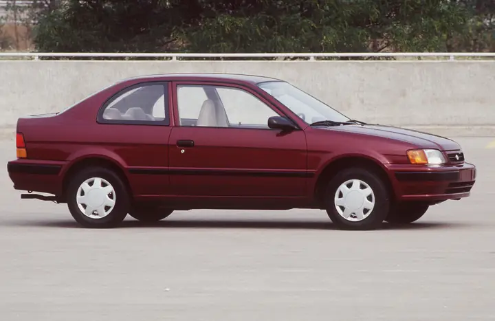 Toyota 96: Tổng Quan Chi Tiết Về Mẫu Xe Huyền Thoại Và Những Điểm Đáng Chú Ý