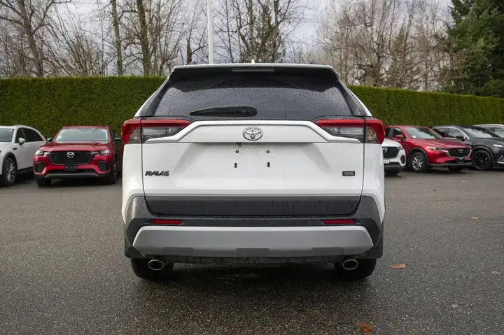 Toyota Abbotsford – Tổng Quan Về Đại Lý Và Dịch Vụ Toyota Tại Abbotsford