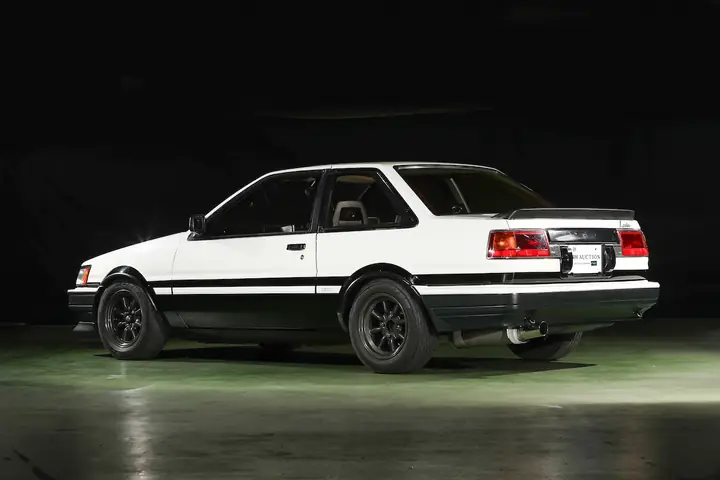 Toyota Ae86 Sedan: Đánh Giá Toàn Diện Và Lịch Sử Toyota Ae86 Sedan: Đánh Giá Toàn Diện Và Lịch Sử