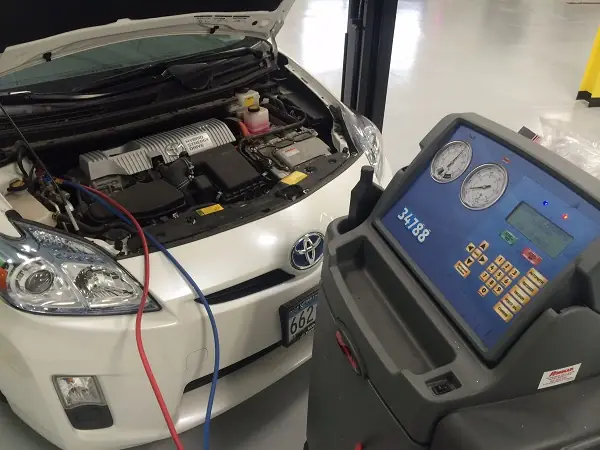 Toyota Air Conditioning: Hệ Thống Làm Lạnh Ô Tô Và Cách Bảo Dưỡng