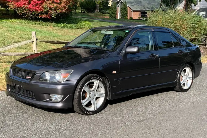 Toyota Altezza Rs200: Đánh Giá Toàn Diện Và Lịch Sử Phát Triển Toyota Altezza Rs200: Đánh Giá Toàn Diện Và Lịch Sử Phát Triển
