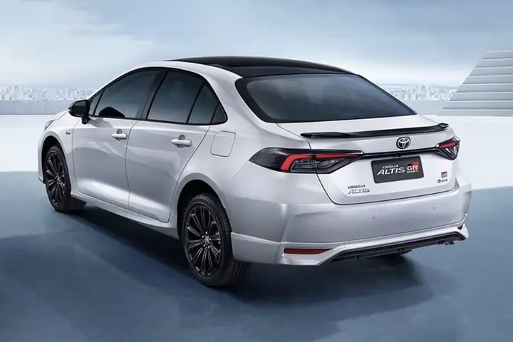 Toyota Altis Hybrid: Đánh Giá Toàn Diện Và Lợi Ích Cho Người Dùng