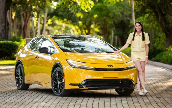 Toyota Amanda Là Gì? Tổng Quan Chi Tiết Về Mẫu Xe Đa Dụng