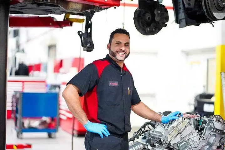 Toyota Apprenticeship: Hướng Dẫn Chi Tiết Chương Trình Đào Tạo Nghề Toyota Apprenticeship: Hướng Dẫn Chi Tiết Chương Trình Đào Tạo Nghề