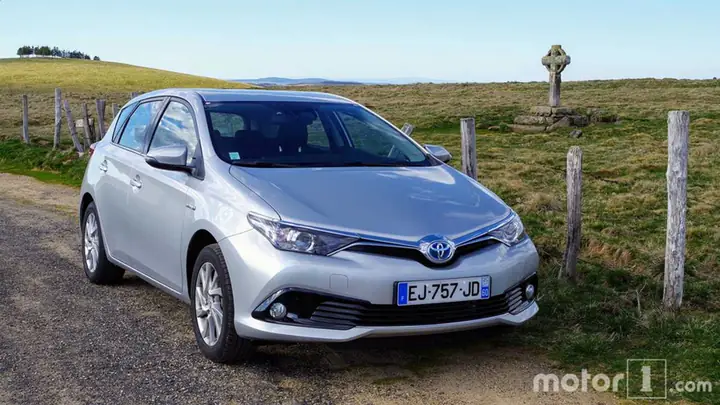 Toyota Auris Hybrid – Tổng Quan, Công Nghệ Và Lợi Ích Cho Người Dùng Toyota Auris Hybrid – Tổng Quan, Công Nghệ Và Lợi Ích Cho Người Dùng