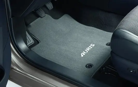 Toyota Automatten – Tất Cả Những Điều Bạn Cần Biết Về Thảm Lót Xe Ô Tô Toyota
