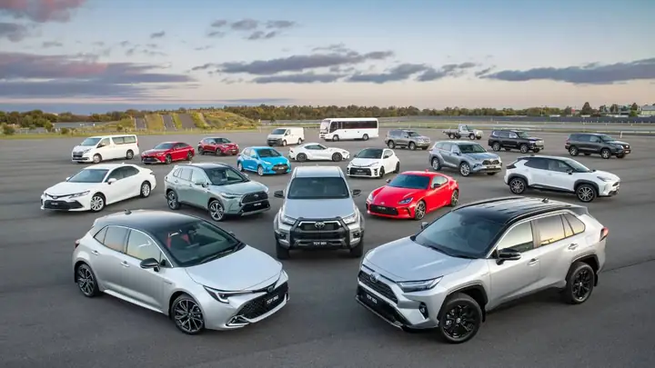 Toyota Background: Lịch Sử, Phát Triển Và Tầm Ảnh Hưởng Toàn Cầu Của Tập Đoàn Ô Tô Nhật Bản Toyota Background: Lịch Sử, Phát Triển Và Tầm Ảnh Hưởng Toàn Cầu Của Tập Đoàn Ô Tô Nhật Bản
