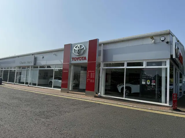 Toyota Belfast – Hướng Dẫn Toàn Diện Về Mua Xe, Dịch Vụ Và Hỗ Trợ Tại Bắc Ireland