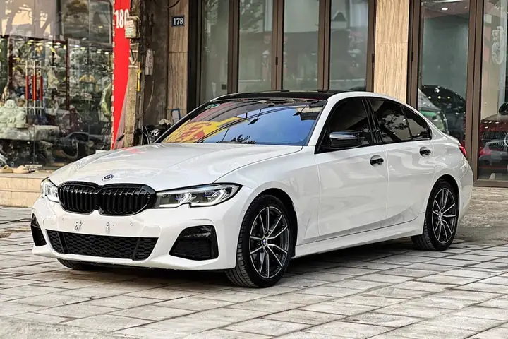 Toyota Và Bmw: So Sánh Toàn Diện Các Dòng Xe Hiện Đại 2026