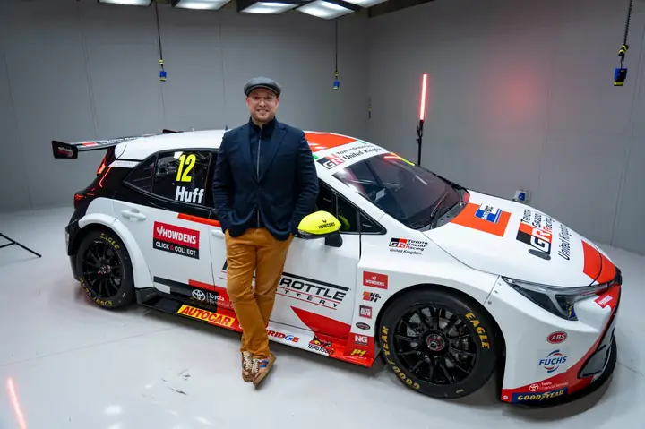 Toyota Btcc: Tất Cả Những Điều Bạn Cần Biết Về Dòng Xe Đua Thế Giới